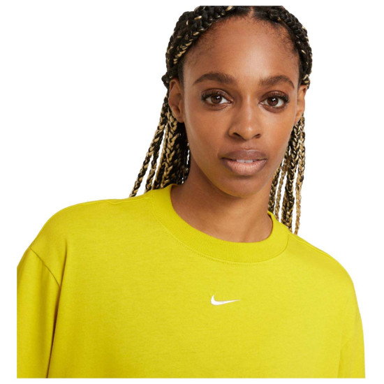 Nike Γυναικεία κοντομάνικη μπλούζα NSW Essential Bf Nike Γυναικεία κοντομάνικη μπλούζα NSW Essential Bf